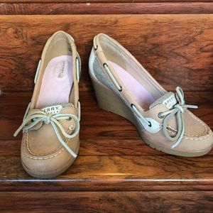 Sperry Leather Boat Shoe 3” Wedge Camel Tan Neutral Beige